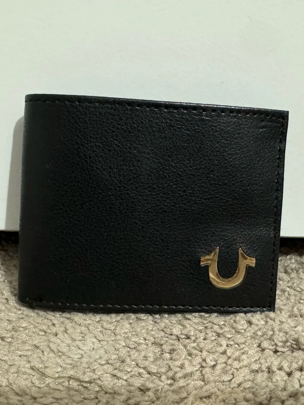 Cool True Religion men's black bi fold Altro logo wallet new